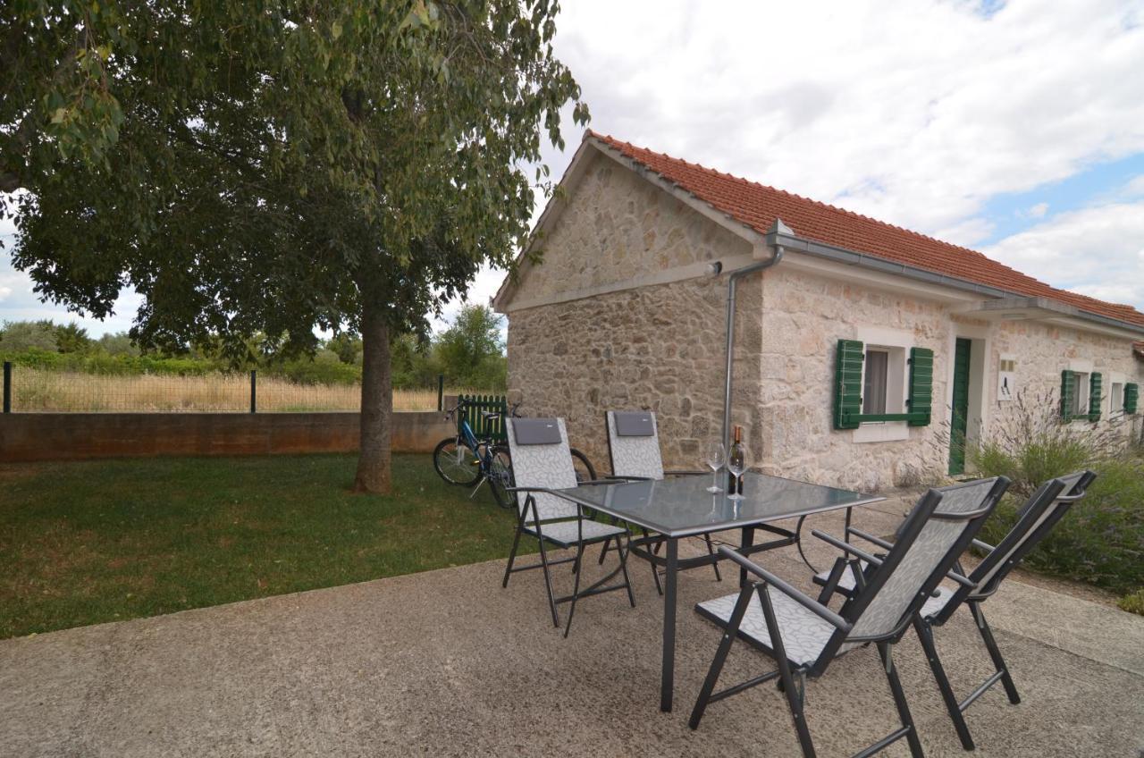 Stone House Villa Kaocine Exterior photo